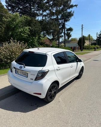 Toyota Yaris cena 33900 przebieg: 138200, rok produkcji 2013 z Warszawa małe 106